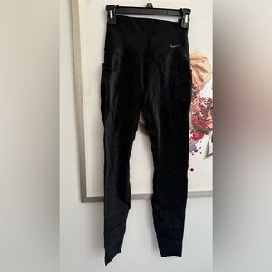 Nike Dri-Fit Leggings